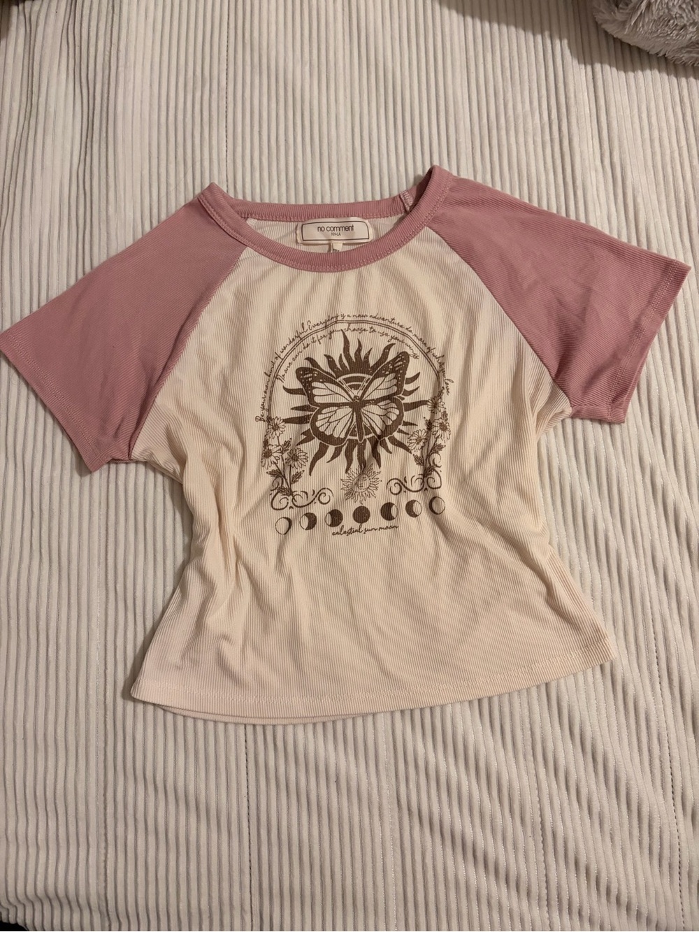 No Comment Pink Raglan Butterfly Graphic Crop Tee + FREE Squishy Cube